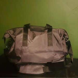 Brand New PENGUIN Olive Gray + Black Overnight Bag/Weekender Luggage Satchel